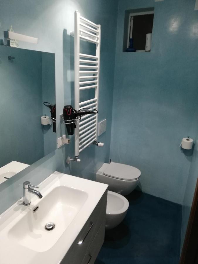 La Tana Tra I Tetti Bed and Breakfast Γένοβα Εξωτερικό φωτογραφία